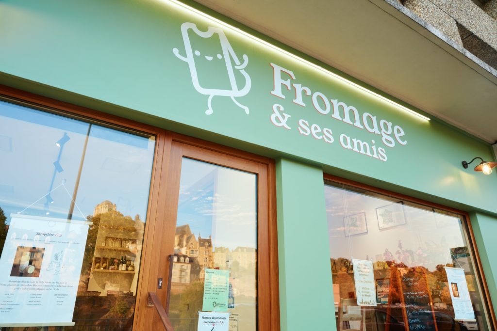 Devanture de la boutique mancelle Fromage et ses amis