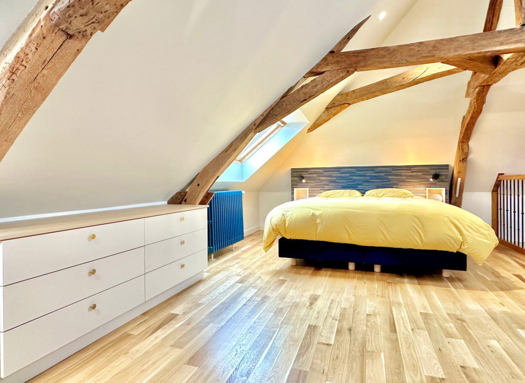 Espace chambre et rangement sur mesure