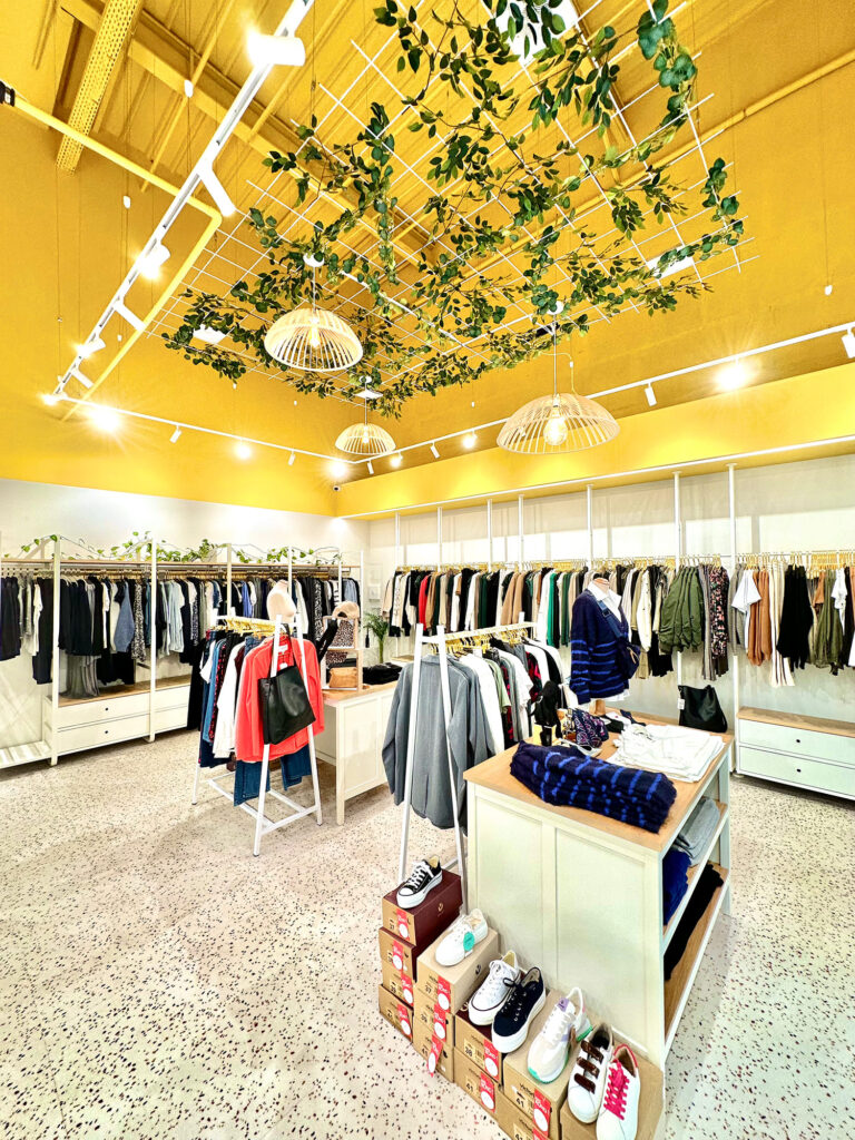 LaPetiteRobeDorée_02